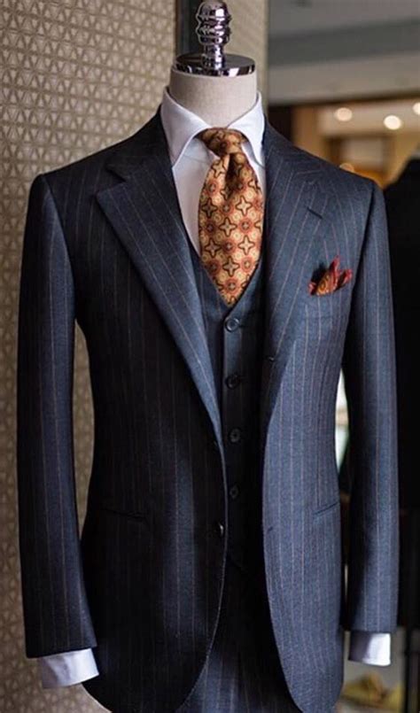 made to measure suits toronto.